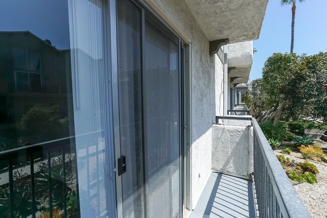 Interior Photo - 17 Northstar Street