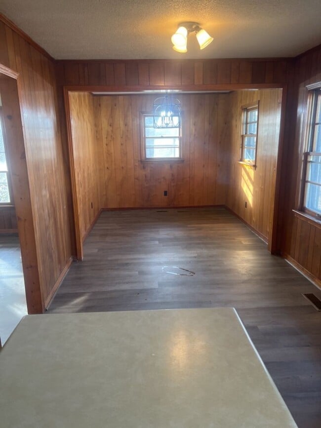 Building Photo - 680 Co Rd 84