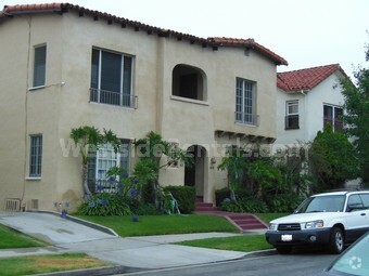 Building Photo - 413 N Stanley Ave