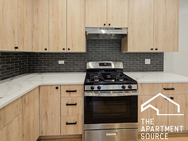 Foto del edificio - 4954 N Oakley Ave