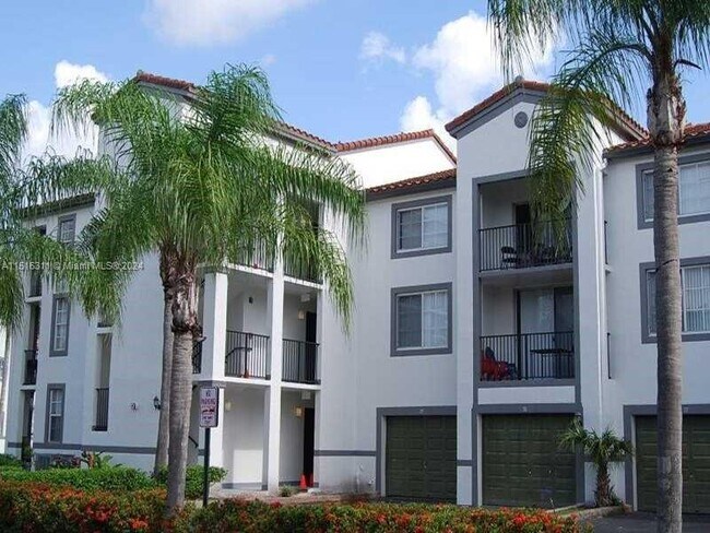Foto del edificio - 4500 NW 107th Ave