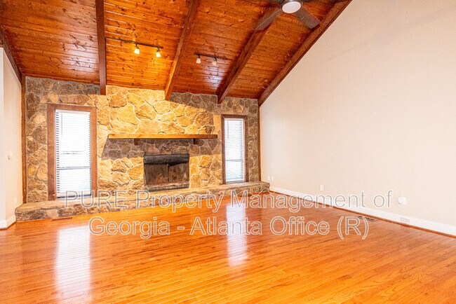 Building Photo - 1873 Clinton Dr