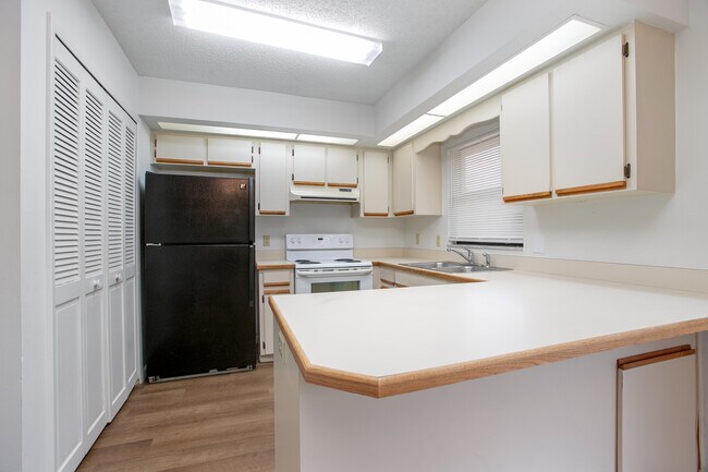 Foto del edificio - 142 Cascade St