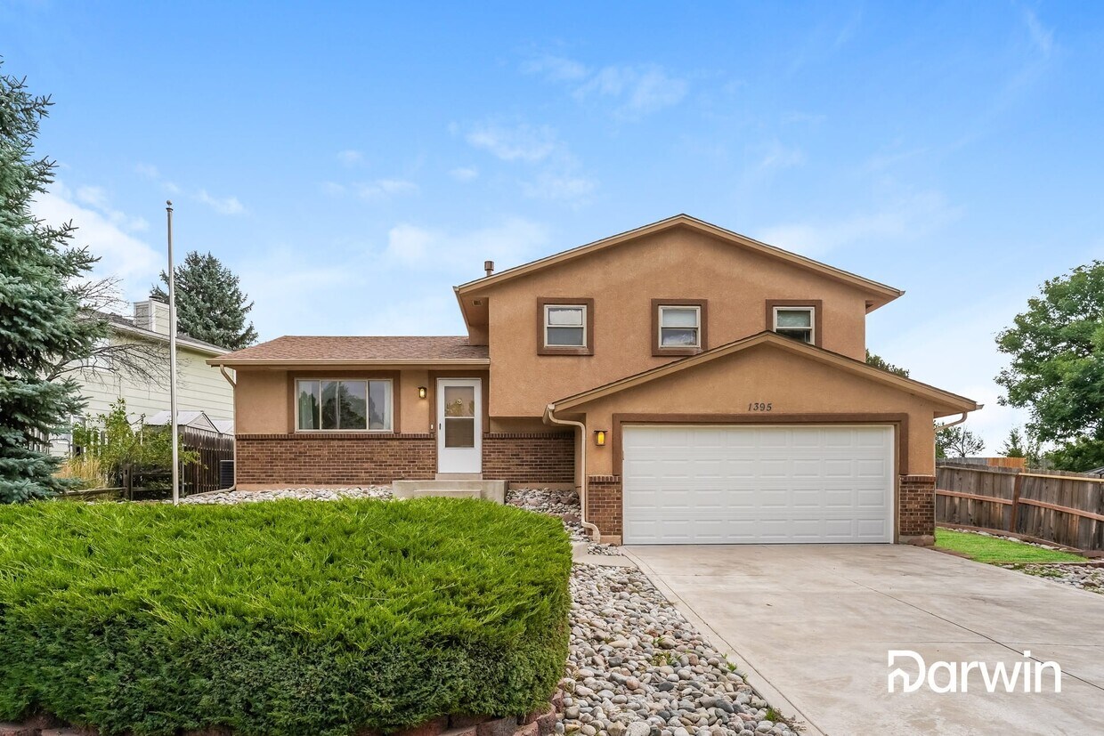 Foto principal - 1395 Shadberry Ct