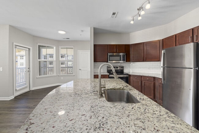 Level at 401 apartments — community photo - Level at 401