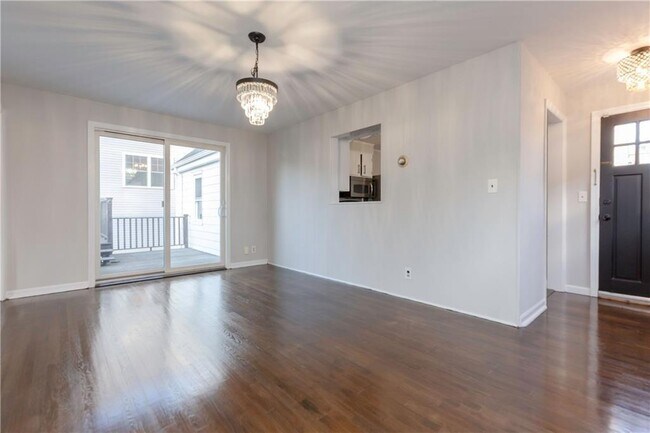 Foto del edificio - 110 Ellsworth Ave