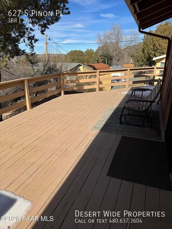 Building Photo - 627 Pinion Pl