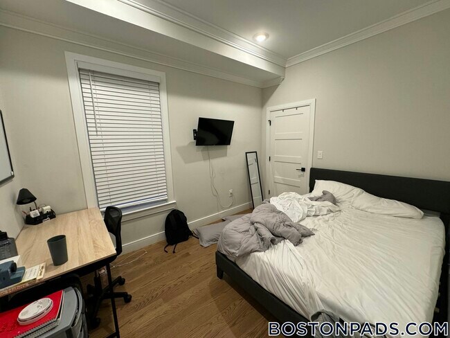 Foto del edificio - 464 Sumner St