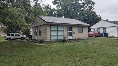 Building Photo - 1701 Seneca Ave