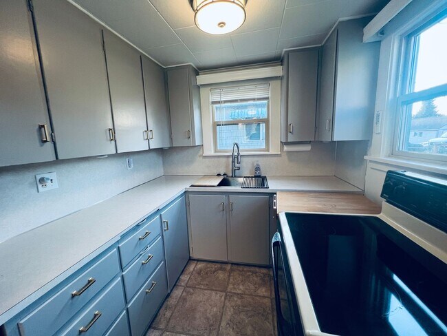 Foto del edificio - 3 bedroom, 1 bath home Sedro-Woolley
