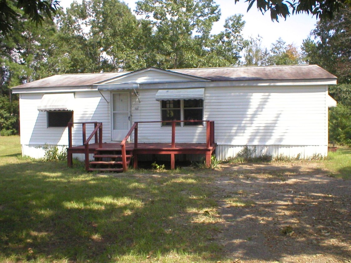 Building Photo - 3 Bedroom 2 Bathroom Manufactured Home For...