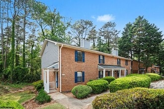 Building Photo - 3231 Highpoint Ct