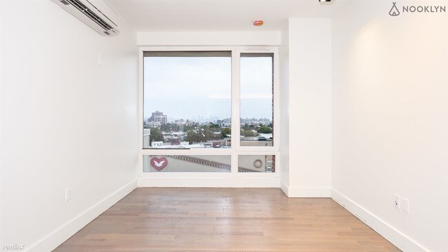Foto del edificio - 1068 Fulton St