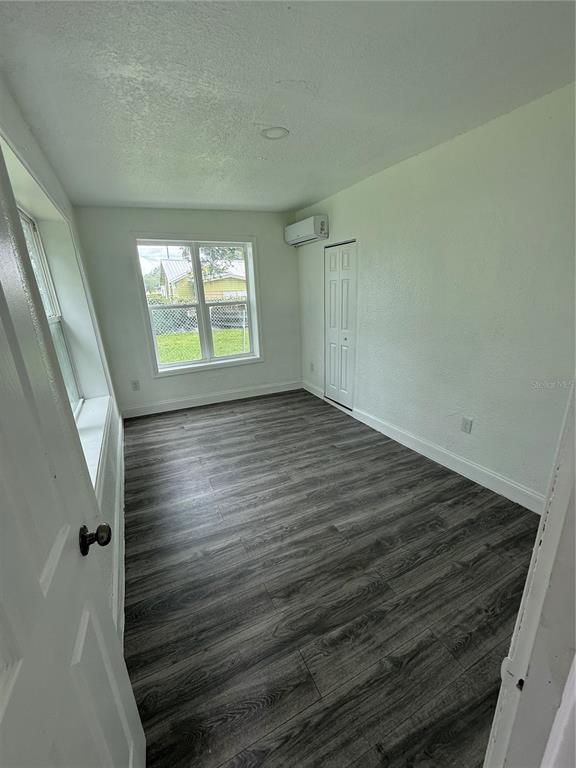 Building Photo - 2610 N 59th St