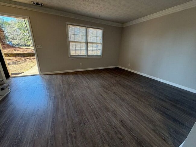 Foto del edificio - Beautiful 2 bedroom 1.5 bath town home!