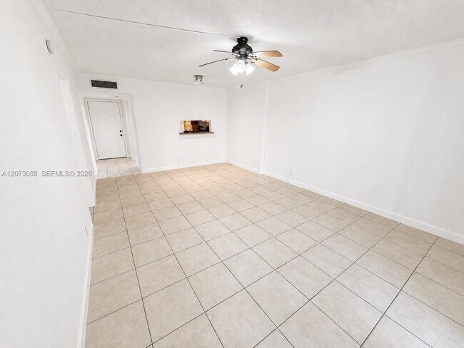 Building Photo - 3141 NW 47th Terrace
