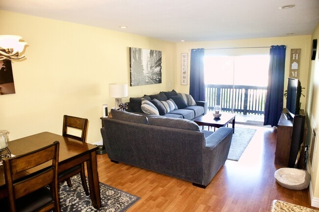 Foto del edificio - 3605 W Hidden Ln