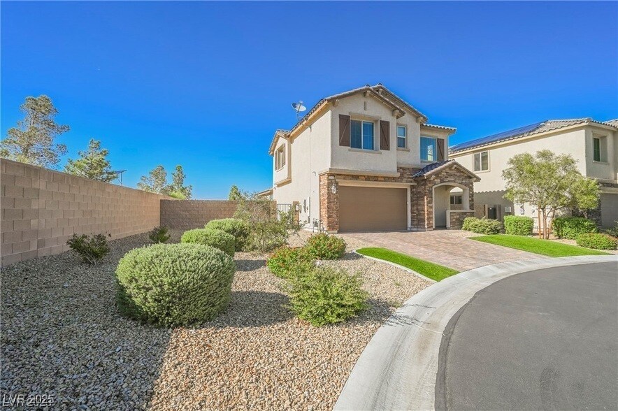 Foto principal - 3392 Satori Ct