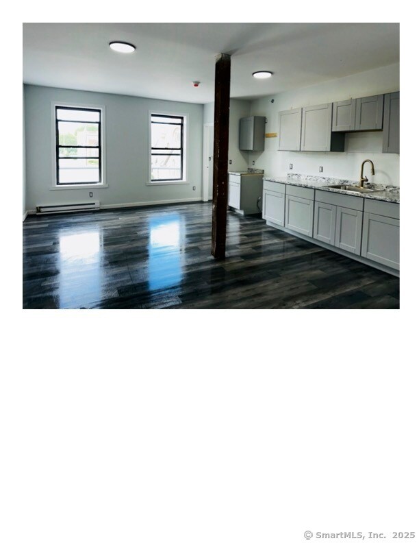 Foto principal - 63 Water St