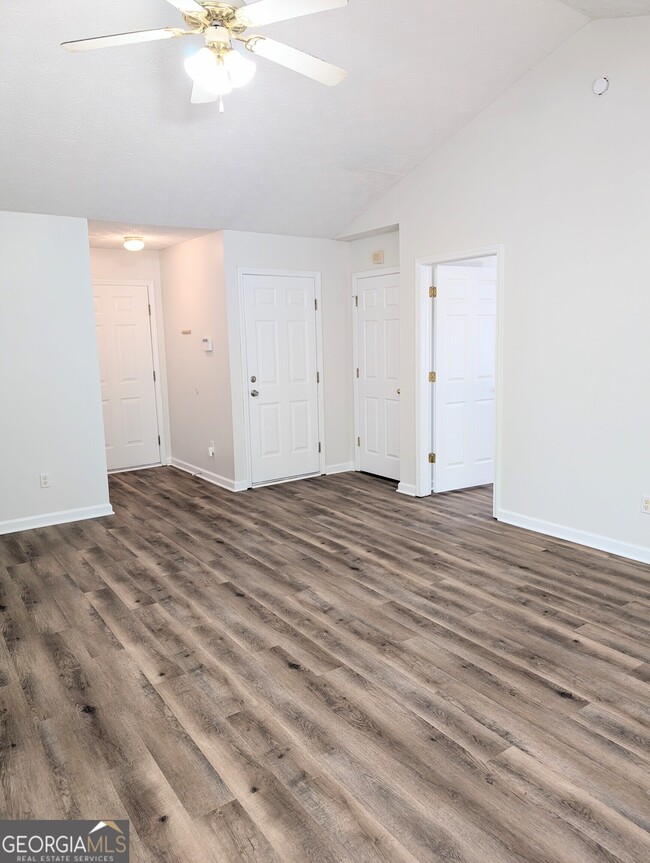 Building Photo - 312 Brannans Ct