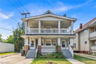 Building Photo - 10103 Almira Ave