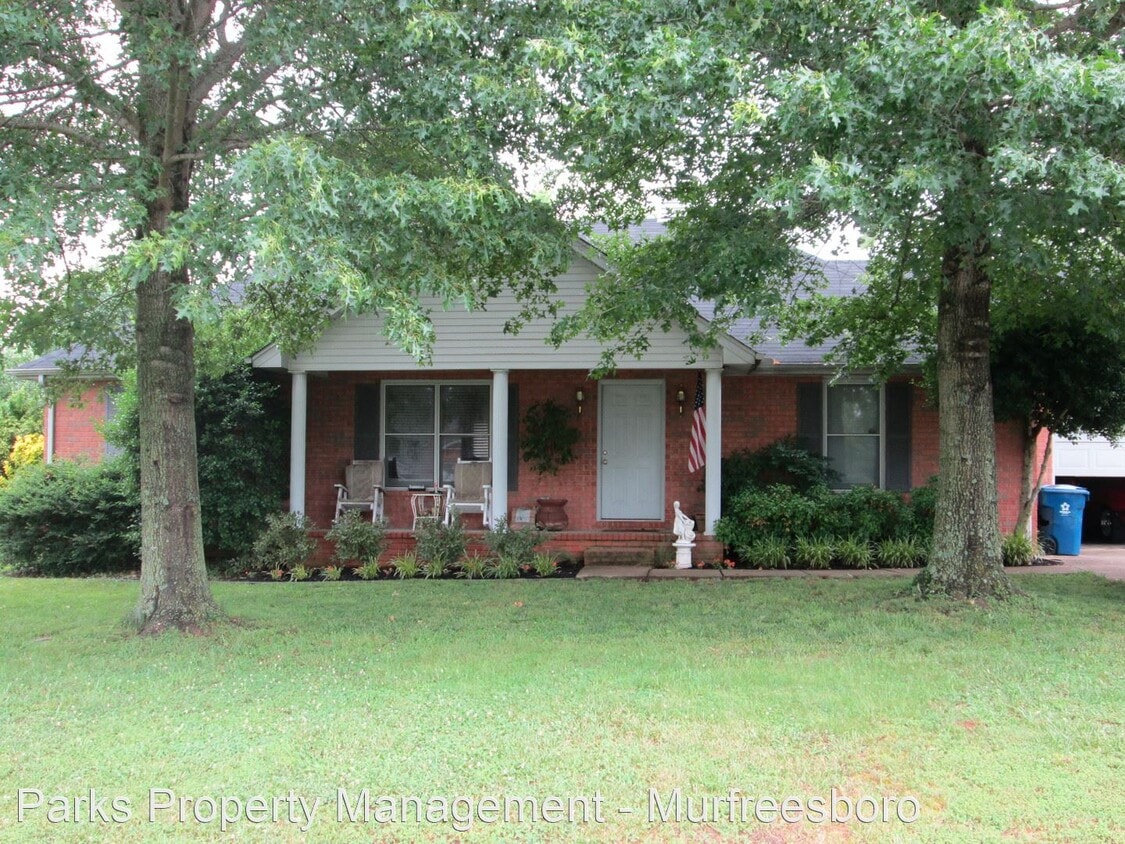 Primary Photo - 3 br, 2.5 bath House - 140 Elmhurst Drive