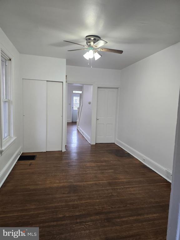 Foto del edificio - 1828 State St