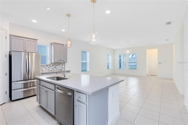 Foto del edificio - 8250 Nemours Pkwy