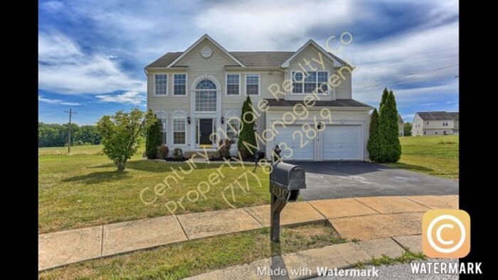 Primary Photo - Gorgeous 5 BR House in Dover School District