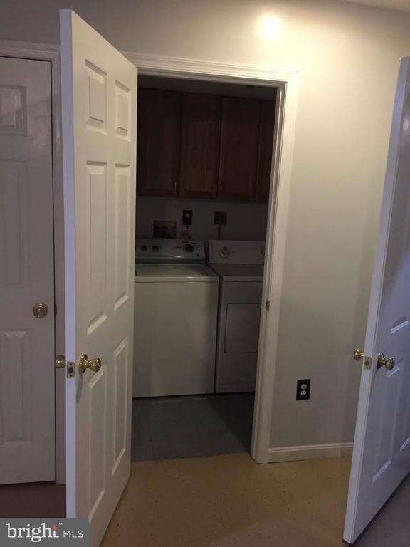 Foto del edificio - 5800 River Rd