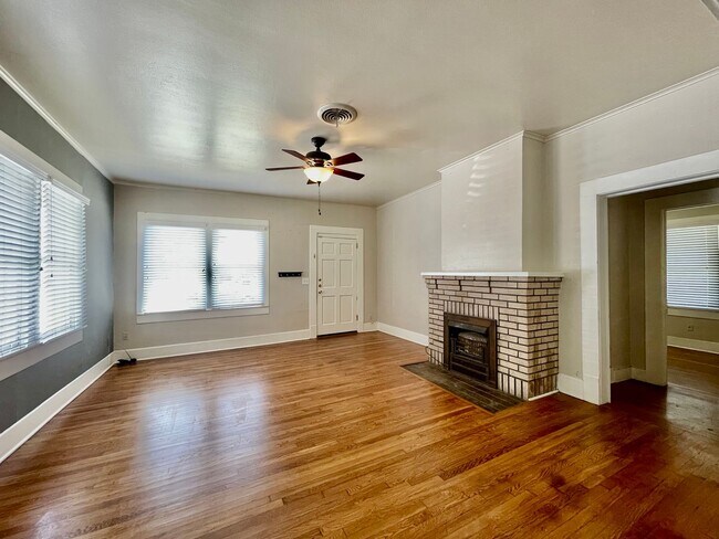 Foto del edificio - Charming + Convenience - 3 Bedroom, 2 Bathroom Home