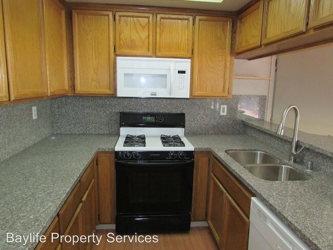 Building Photo - 24796 Eden Ave