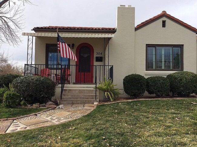 Foto del edificio - 304 Nevada Way