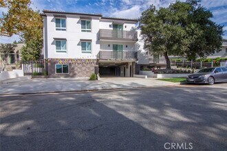 Building Photo - 2225 Mira Vista Ave