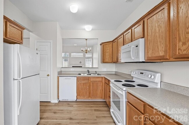 Building Photo - 616 Bayou Cir