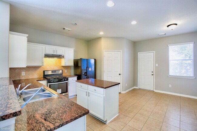 Foto del edificio - 3 br, 2 bath House - 7507 Sendera Oaks Ct