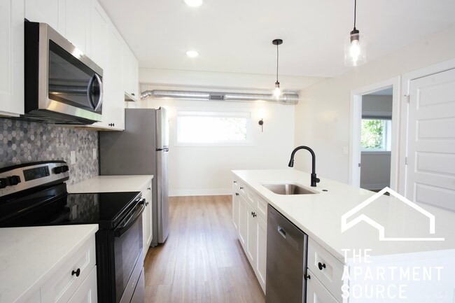 Foto del edificio - 260 Lake St