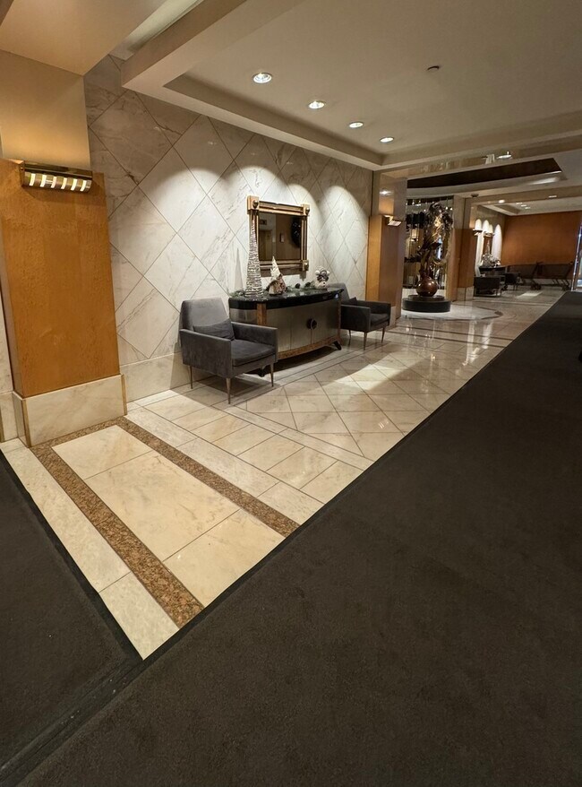 Foto del edificio - 111 E Chestnut St