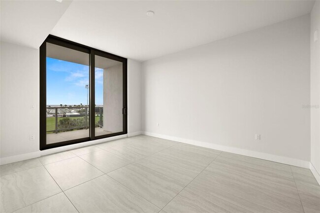 Foto del edificio - 301 1st St S