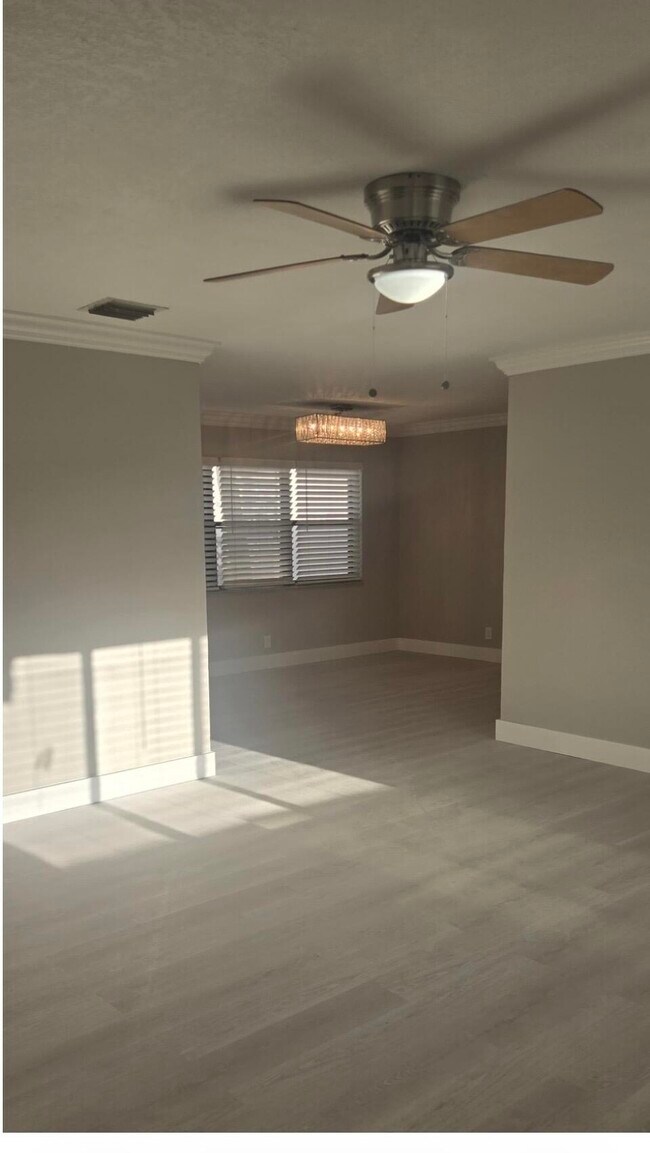 Foto del edificio - 1520 N 25th Ave