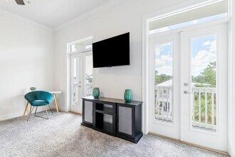 Building Photo - 337 Grande Pointe Cir