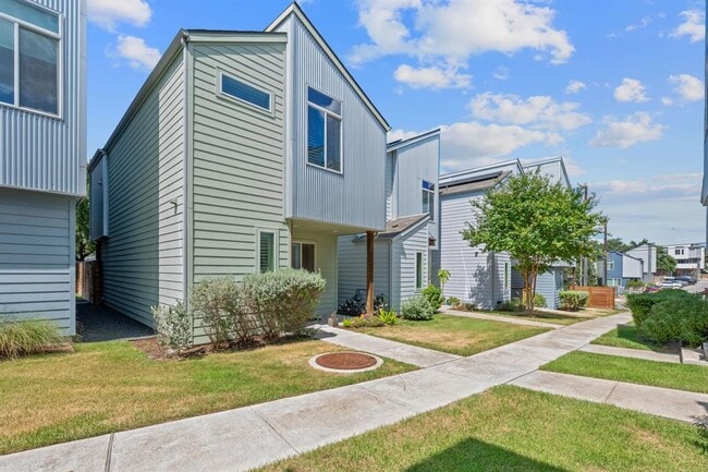 Foto del edificio - 801 N Bluff Dr