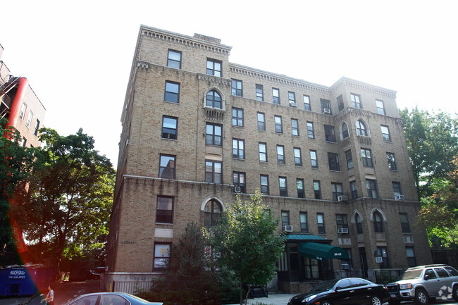 Foto del edificio - 3619 Bowne St