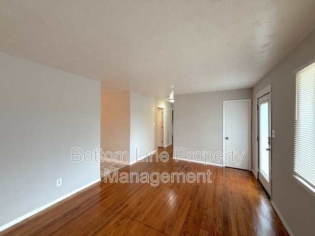 Foto del edificio - 205 Edgegreen Dr