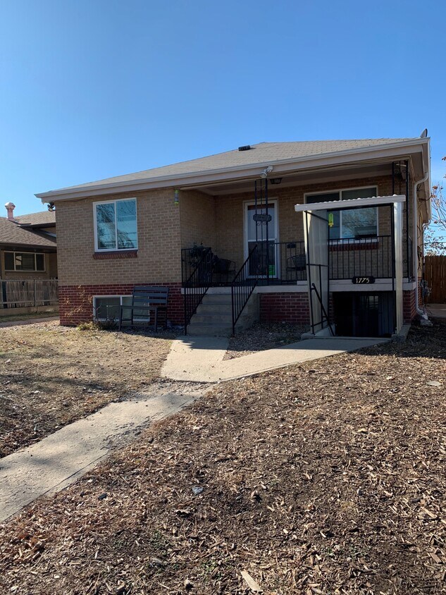 Foto principal - 1769 Clinton St