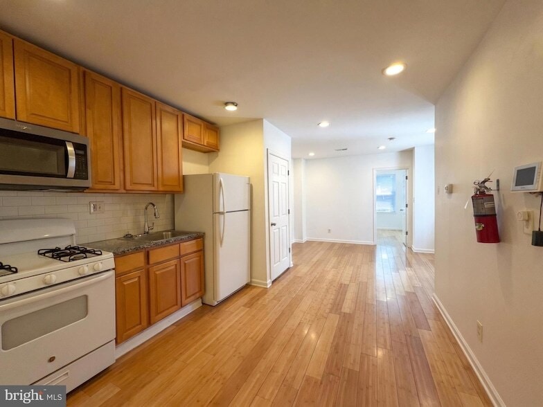Photo - 110 N 51st Street Unit 3