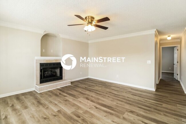 Building Photo - 3 Bedroom Pet-Friendly Home in Winston-Sal...
