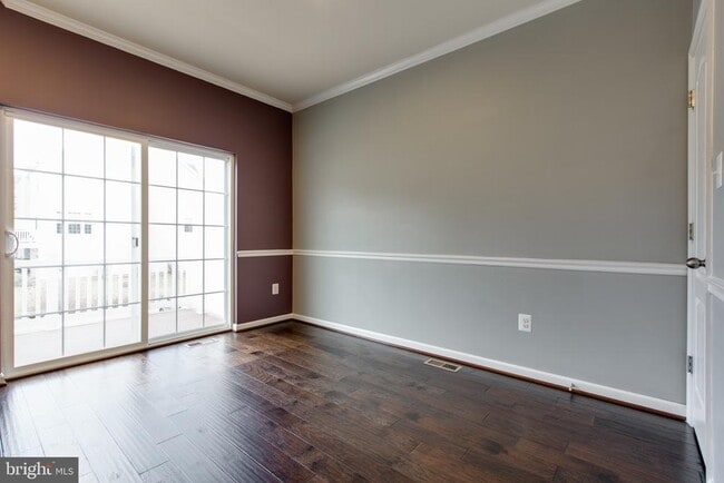 Building Photo - 1314 Hawthorn Dr