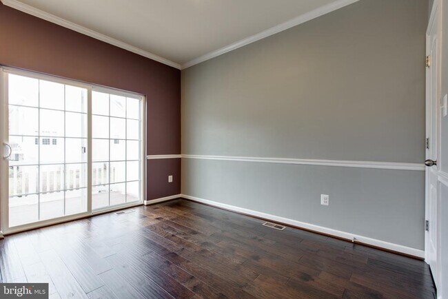 Foto del edificio - 1314 Hawthorn Dr