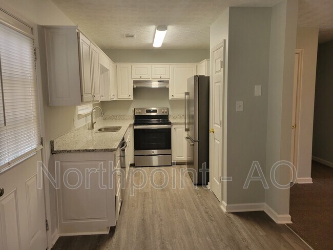 Foto del edificio - 148 Dukes Rd